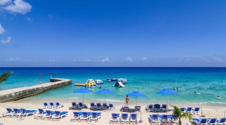 Cozumel’s Best Beach Clubs – 2023